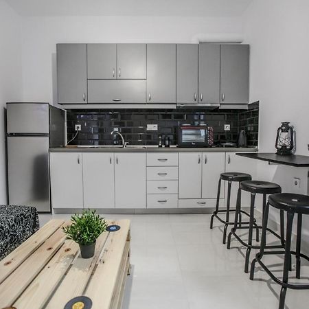 Terra Di Meteora Suites #3 Kalampáka Buitenkant foto